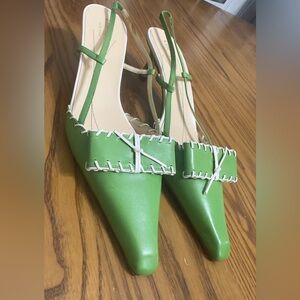 VINTAGE Y2K ITALIAN LEATHER GREEN KITTEN HEELS BY KATE SPADE ♠️ (shoe3)